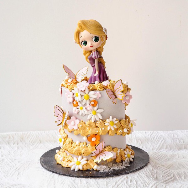 Rapunzelia Cake | Rapunzel Theme Cake