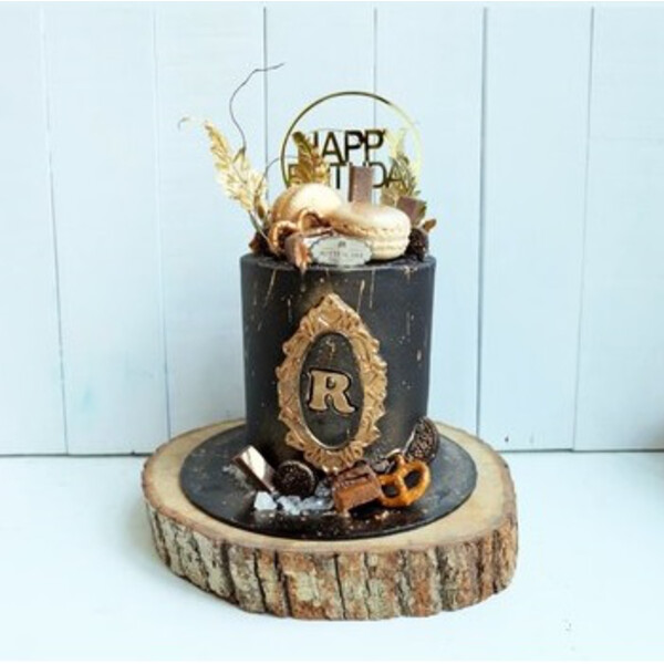 Black Gold Initial Cake