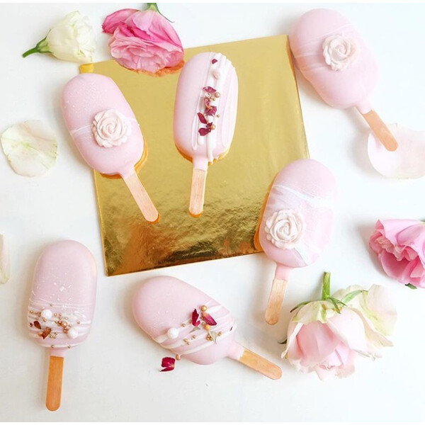 Pastel floral cakepops